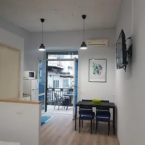 https://gardenia-napoli.hotels-amalfi.com