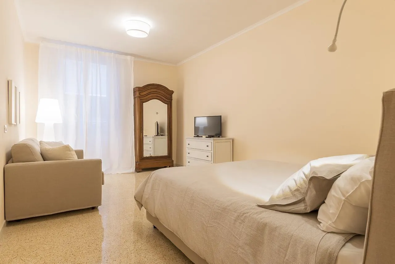 Apartment Campo De' Fiori Central Flat Rome Italy
